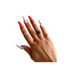 Load image into Gallery viewer, Queen of Hearts