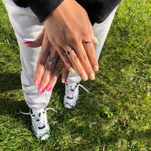 Load image into Gallery viewer, Opposites Attract