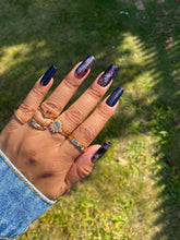 Load image into Gallery viewer, Black Metal